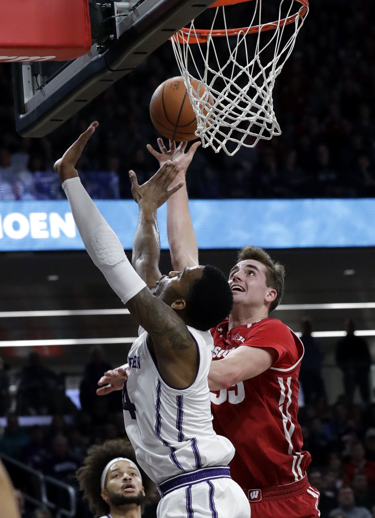 BADGERS 69, WILDCATS 64
